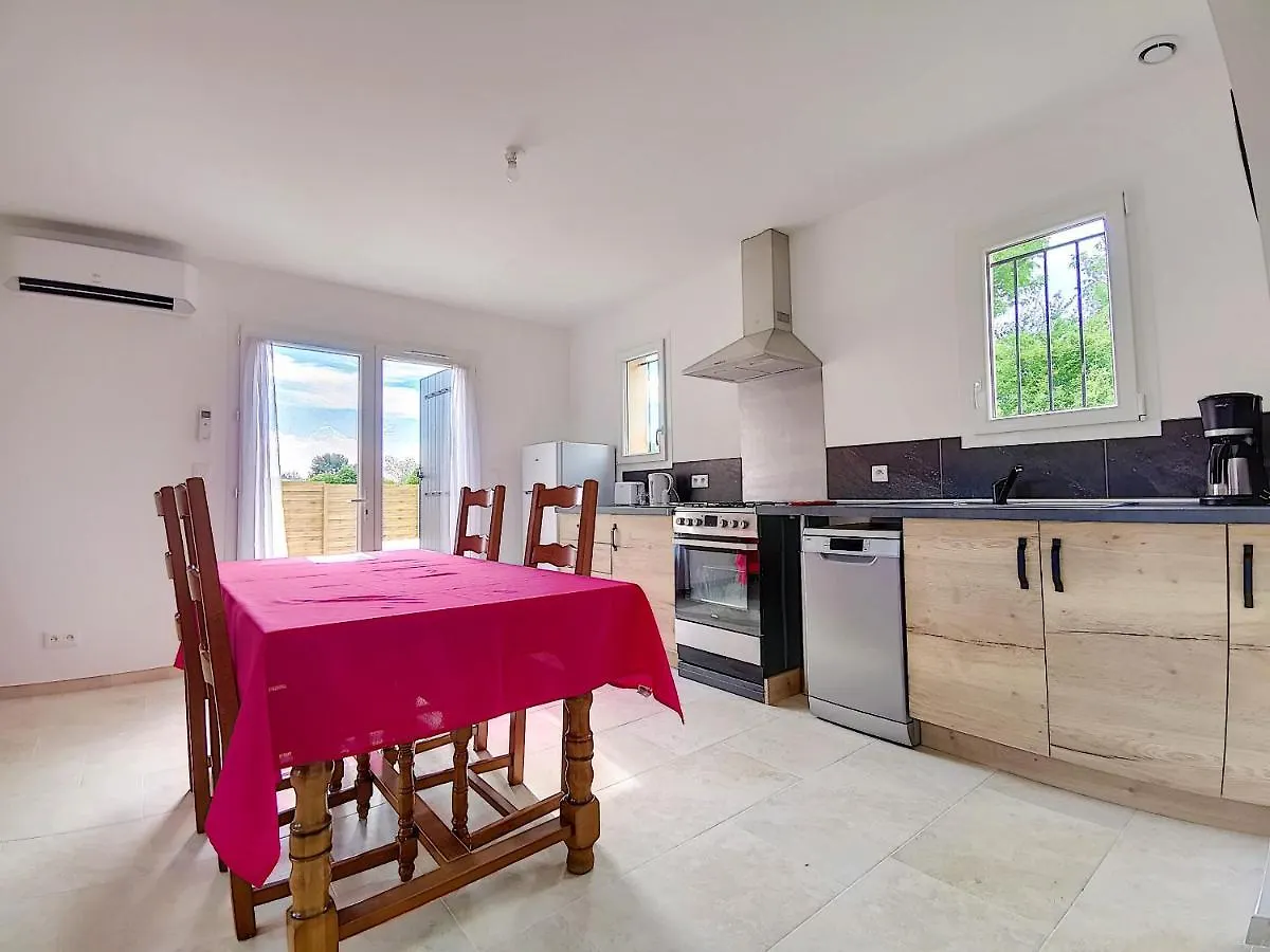 Holiday home Gite Le Juliette Eygalieres